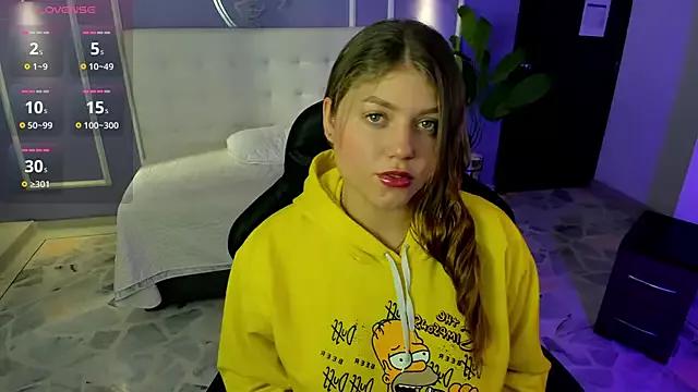 alaia_greyy from StripChat