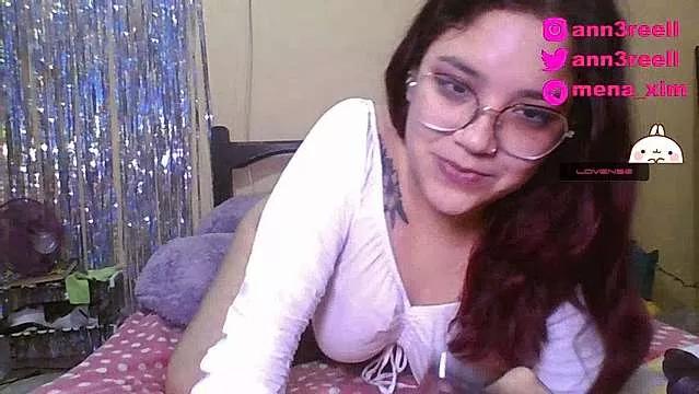 ann3rell from StripChat