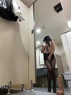 Asia-Lynn from StripChat