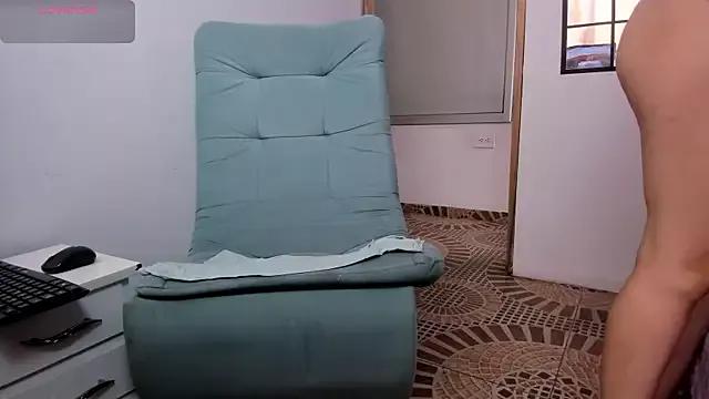 Photos of DannaMishellx_ from StripChat is Freechat