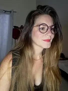Photos of Hanny_24 from StripChat is Freechat