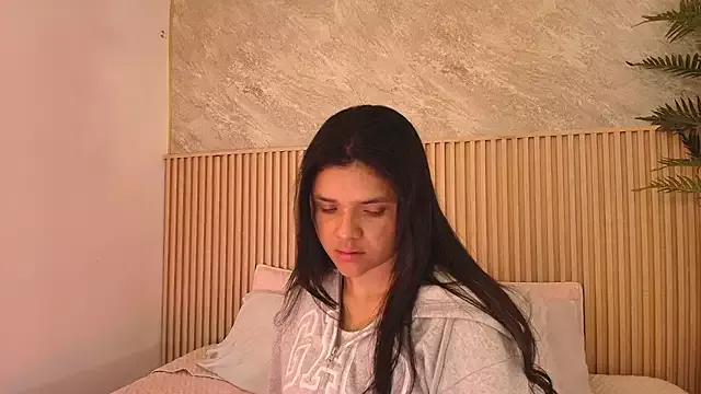 indi_catalina from StripChat