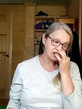 irinamaux from StripChat