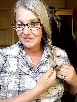 irinamaux from StripChat