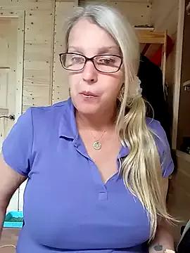 irinamaux from StripChat