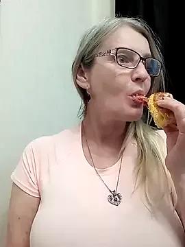 irinamaux from StripChat