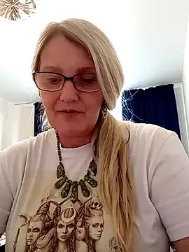 irinamaux from StripChat