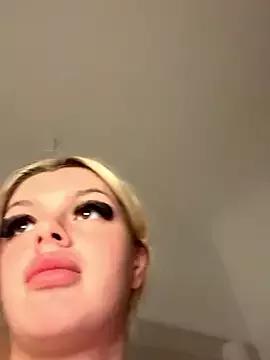 Photos of Irish_BarbieMilfx from StripChat is Freechat