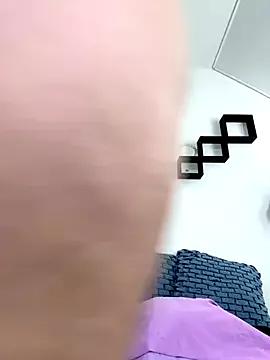Photos of jamilaross from StripChat is Freechat