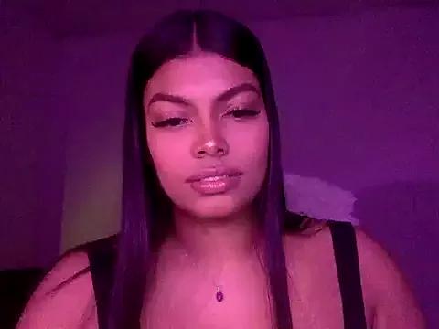 Photos of jennifer_oliveira from StripChat is Private