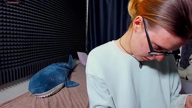 KIKI_Krash from StripChat