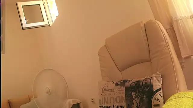 Photos of Kishaxxx from StripChat is Freechat