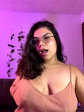 Photos of kittylu__ from StripChat is Freechat