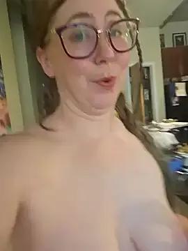 Photos of littlelustlamb from StripChat is Freechat