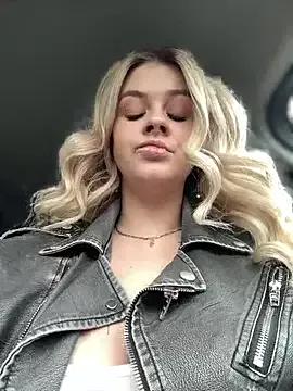Photos of Love_Bri from StripChat is Freechat