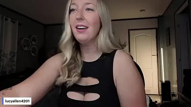 Photos of lucyallen4201 from StripChat is Private