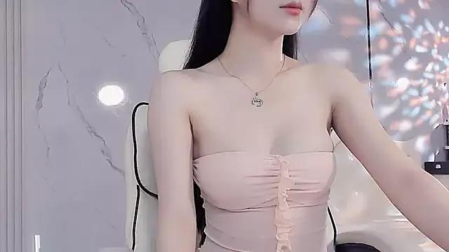 Photos of Luli-bae from StripChat is Freechat