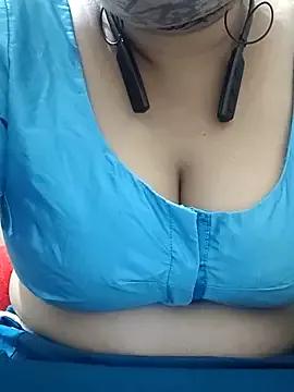 Photos of mallupriyapriya from StripChat is Freechat
