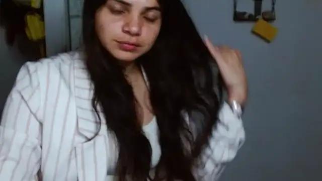 Nikkykora15 from StripChat