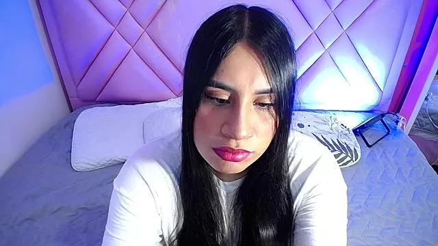 ninirestrepoo from StripChat