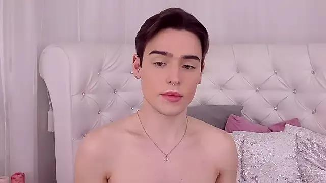 Photos of RobbyCharming from StripChat is Freechat