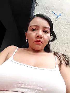 Photos of room_24funn from StripChat is Freechat