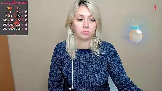 sarahsmit from StripChat