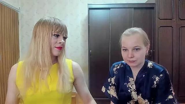 Stesnyashka123 from StripChat