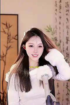 Summer-Momo from StripChat