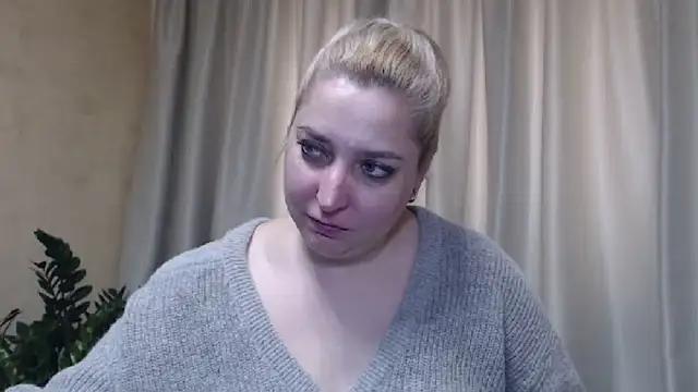 sweetpussy13 from StripChat