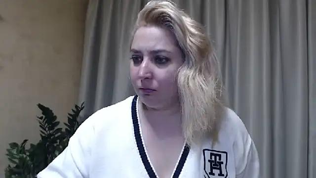 sweetpussy13 from StripChat