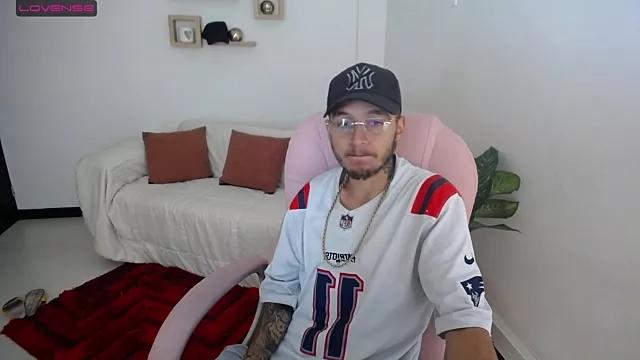 Tato_Gabs from StripChat