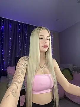 Tiffany_Kissss from StripChat